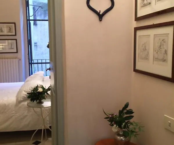La Casa In Vetrina דירה *